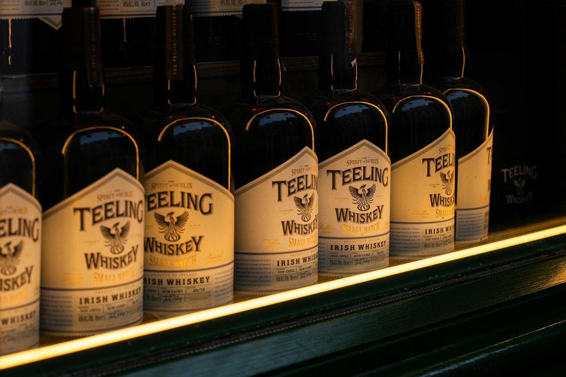 Top Irish Whiskey: A Connoisseur’s Guide to the Emerald Isle’s Finest