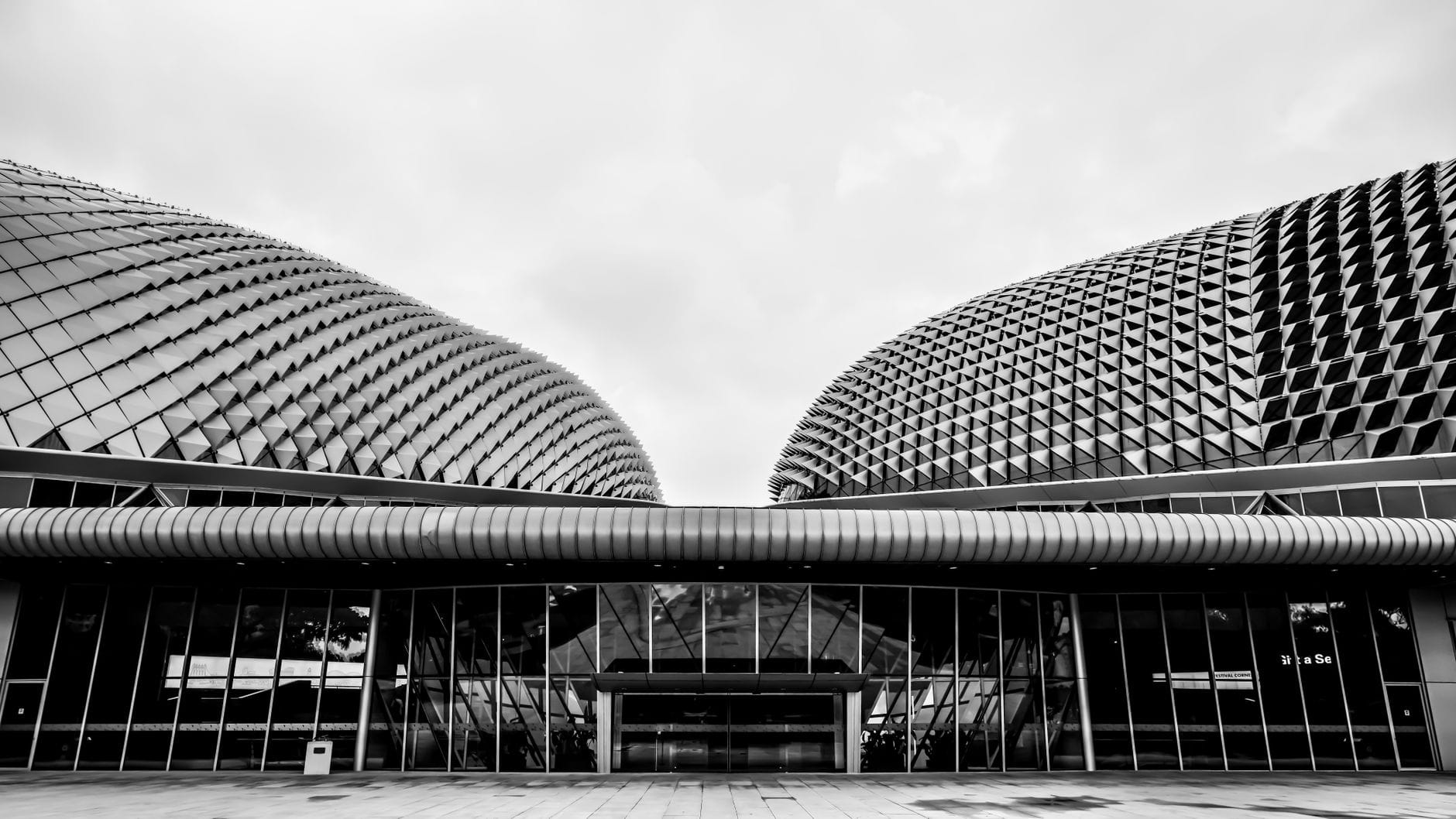 Diageo Closes $610M Aviation Gin Visitor Centre