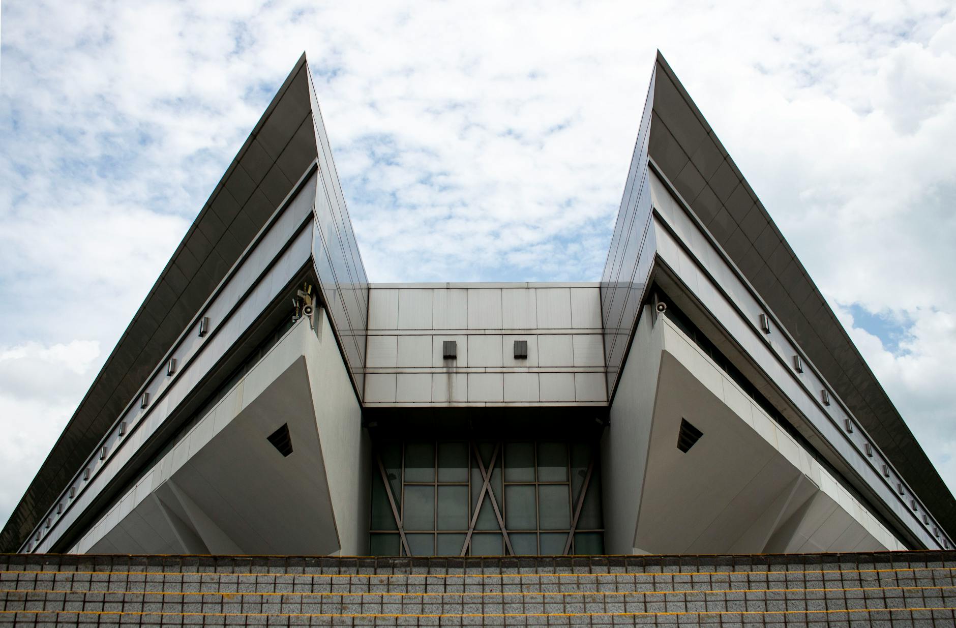 Kentucky distiller charged with criminal loan deception Post image