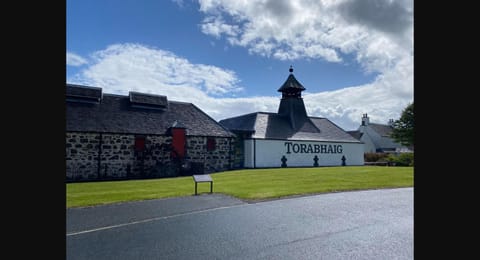 Mossburn Distillers Completes New Jedburgh Warehouse to Consolidate Whisky Maturation