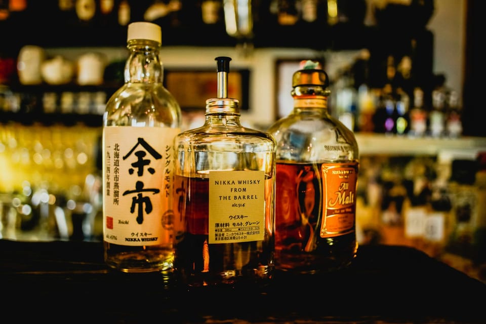 DIY Whisky Investment vs. Using a Broker: Navigating the Path to a Liquid Legacy