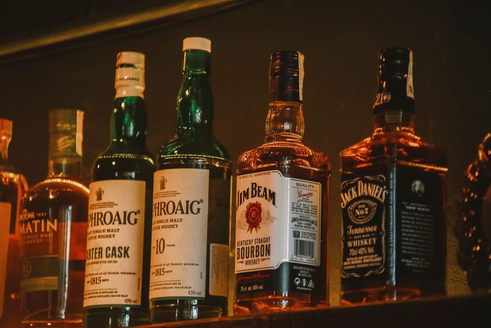 Wild Turkey 101 vs Elijah Craig Small Batch – The Ultimate Entry-Level Bourbon Showdown